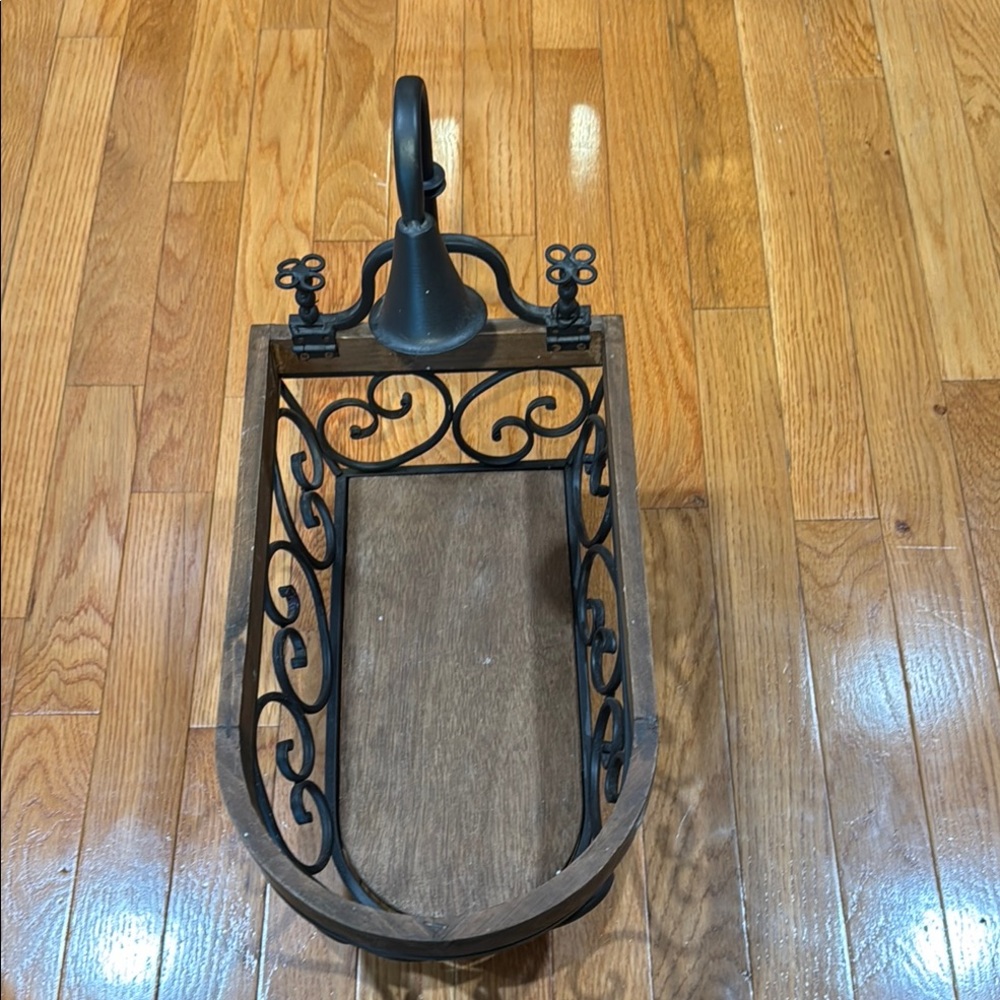 Black and Brown Wall-Mounted Iron Basket